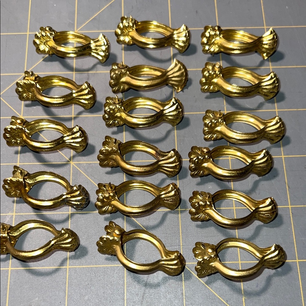 Antique Elegant Gold Curtain Clip Set 17 Piece